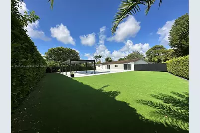9275 SW 67th St, Miami, FL 33173 - Photo 27