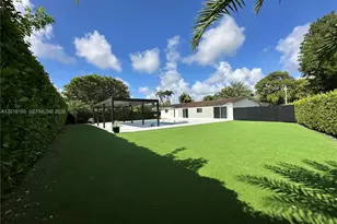 9275 SW 67th St, Miami, FL 33173 - Photo 27