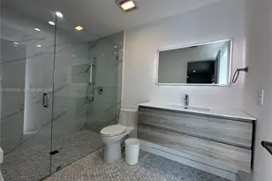 9275 SW 67th St, Miami, FL 33173 - Photo 23