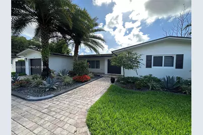 9275 SW 67th St, Miami, FL 33173 - Photo 3