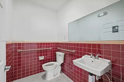 1888 NW 7th St, Miami, FL 33125 - Photo 21