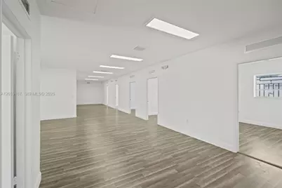 1888 NW 7th St, Miami, FL 33125 - Photo 13