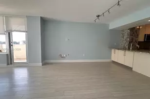 2899 Collins Ave, Miami Beach, FL 33140 - Photo 5