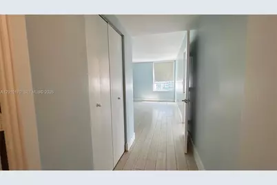 2899 Collins Ave #724, Miami Beach, FL 33140 - Photo 7