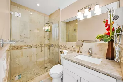 112 N Bounty Ln, Key Largo, FL 33037 - Photo 29