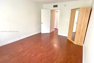 7923 SW 104th St, Miami, FL 33156 - Photo 5