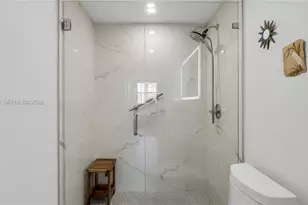 300 Bayview Dr, Sunny Isles Beach, FL 33160 - Photo 33