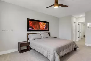 300 Bayview Dr, Sunny Isles Beach, FL 33160 - Photo 21