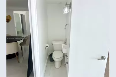 1800 Collins Ave #5D, Miami Beach, FL 33139 - Photo 15
