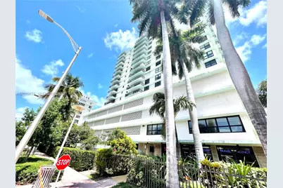 1800 Collins Ave #5D, Miami Beach, FL 33139 - Photo 1