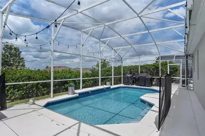 447 Higher Comb Dr, Davenport, FL 33897 - Photo 5