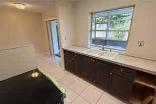 3021 NW 2nd Ave, Pompano Beach, FL 33064 - Photo 7