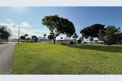 3021 NW 2nd Ave, Pompano Beach, FL 33064 - Photo 39