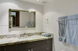 10101 Collins Ave, Bal Harbour, FL 33154 - Photo 47