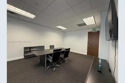 175 SW 7th St #1605, Miami, FL 33130 - Photo 11