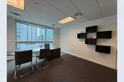 175 SW 7th St #1605, Miami, FL 33130 - Photo 9