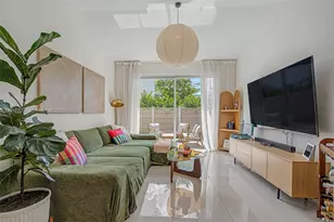 14231 NW 83rd Ave, Miami Lakes, FL 33016 - Photo 5