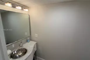 [Address not provided], Miami, FL 33132 - Photo 11