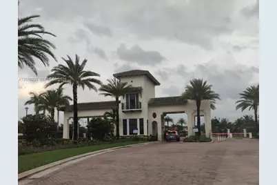 9330 W 33rd Ave, Hialeah, FL 33018 - Photo 23