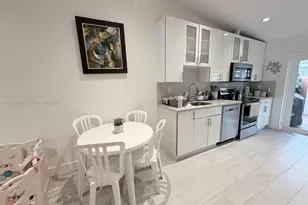 7560 NW 173rd Ln, Hialeah, FL 33015 - Photo 7