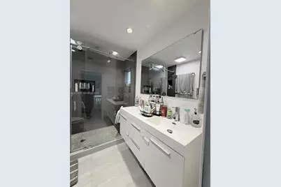 7560 NW 173rd Ln, Hialeah, FL 33015 - Photo 21
