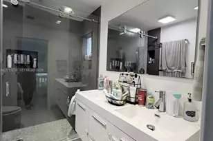 7560 NW 173rd Ln, Hialeah, FL 33015 - Photo 21