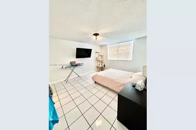 1990 Marseille Dr #303, Miami Beach, FL 33141 - Photo 3