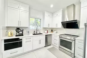7800 SW 57th Ct, South Miami, FL 33143 - Photo 9