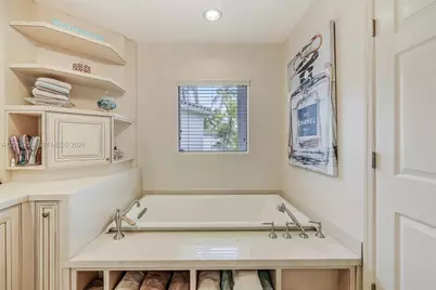 20990 NE 30th Pl, Aventura, FL 33180 - Photo 23