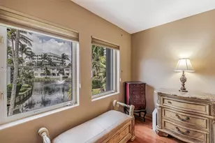 20990 NE 30th Pl, Aventura, FL 33180 - Photo 21
