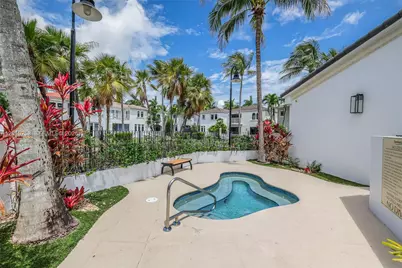 20990 NE 30th Pl, Aventura, FL 33180 - Photo 47