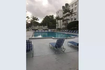 496 NW 165th St Rd #D-210, Miami, FL 33169 - Photo 17