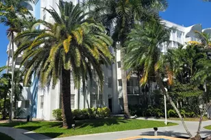 496 NW 165th St Rd, Miami, FL 33169 - Photo 3