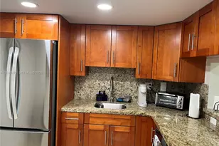 10525 SW 112th Ave, Miami, FL 33176 - Photo 35