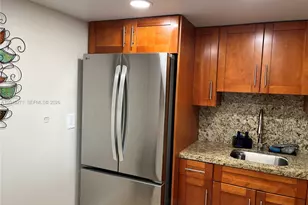 10525 SW 112th Ave, Miami, FL 33176 - Photo 37