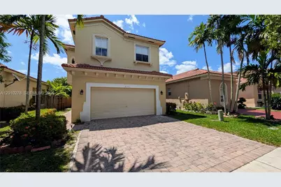 2151 NE 37th Ter, Homestead, FL 33033 - Photo 3