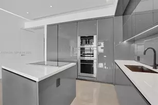 18975 Collins Ave, Sunny Isles Beach, FL 33160 - Photo 21