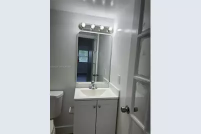 7195 NW 179th St #211, Hialeah, FL 33015 - Photo 17