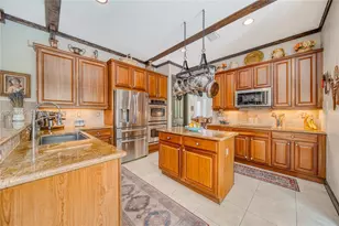 7601 SW 187th St, Cutler Bay, FL 33157 - Photo 5