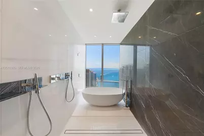300 Biscayne Blvd Way #3503C, Miami, FL 33131 - Photo 33