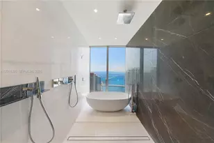 300 Biscayne Blvd Way, Miami, FL 33131 - Photo 33
