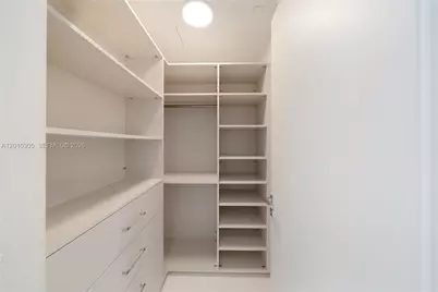 300 Biscayne Blvd Way #3503C, Miami, FL 33131 - Photo 45