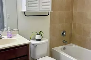 17548 SW 153rd Ct, Miami, FL 33187 - Photo 9