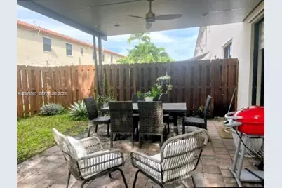 17548 SW 153rd Ct, Miami, FL 33187 - Photo 13