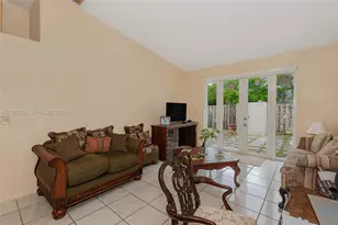 6745 NW 192nd Ln, Hialeah, FL 33015 - Photo 7