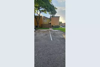 8033 NW 71st Ct #8033, Tamarac, FL 33321 - Photo 13
