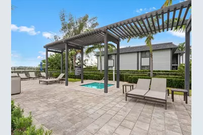 20572 NE 5th Pl, Miami, FL 33179 - Photo 29