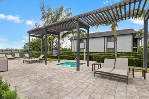 20572 NE 5th Pl, Miami, FL 33179 - Photo 29