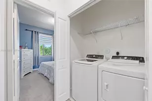 20572 NE 5th Pl, Miami, FL 33179 - Photo 19