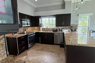 1070 Capistrano, Weston, FL 33326 - Photo 9